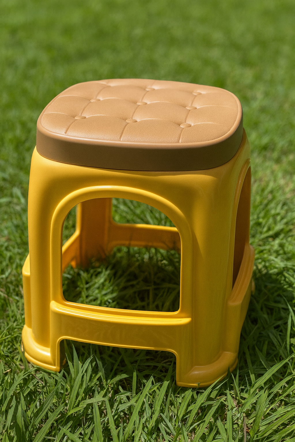 Banco Mediano con asiendo Color café Unidad